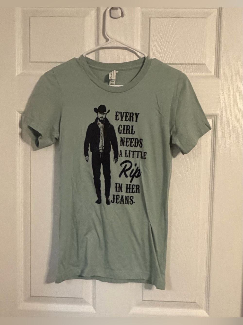 Bella + Canvas Tshirt Women’s Xs Green Yellowstone Tv Show Themed